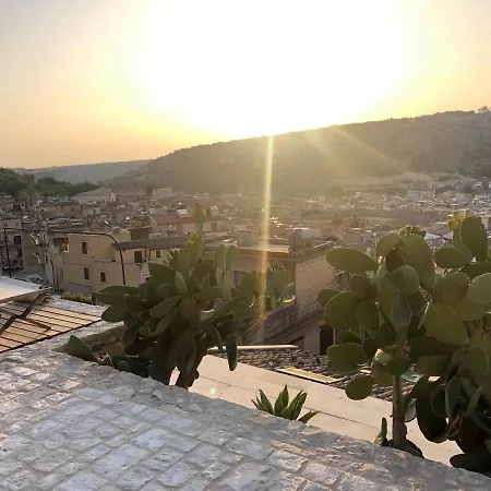 Holiday home Grotta E Carrubo