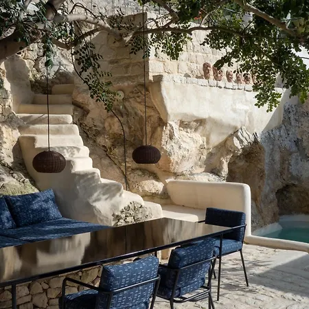 Grotta E Carrubo * Scicli